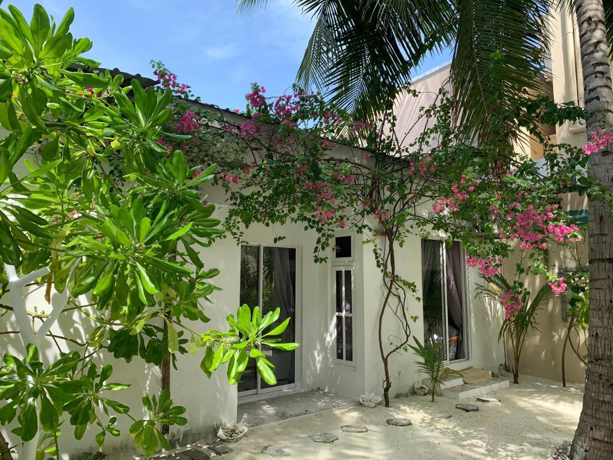 Kahanbu Ocean View Thulusdhoo Exterior foto